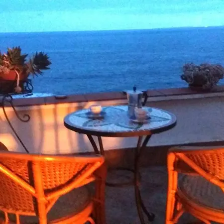 Bed & Breakfast Casa Sul Mare Aeroporto di Catania Fontana Rossa